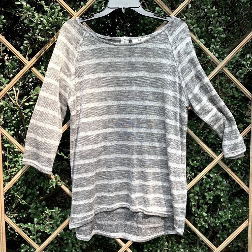 Oasis Sparkly 3/4 Sleeve Top